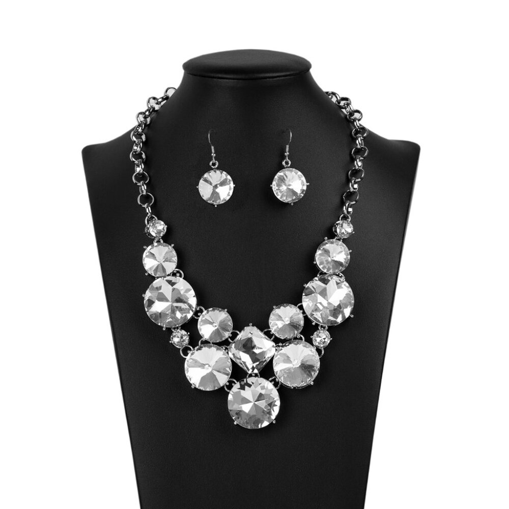 Unpredictable - Zi Necklace